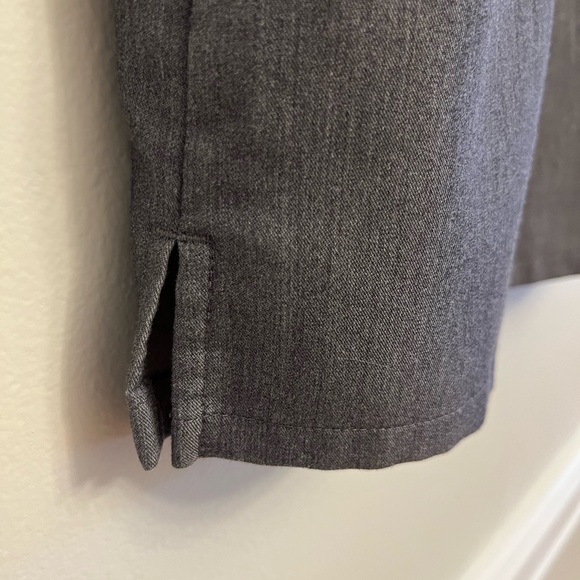 Gray Figs Scrub Set Size Medium - Picture 4 of 11